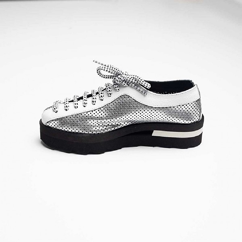 Pantofi din piele naturala perforata, argintiu-alb