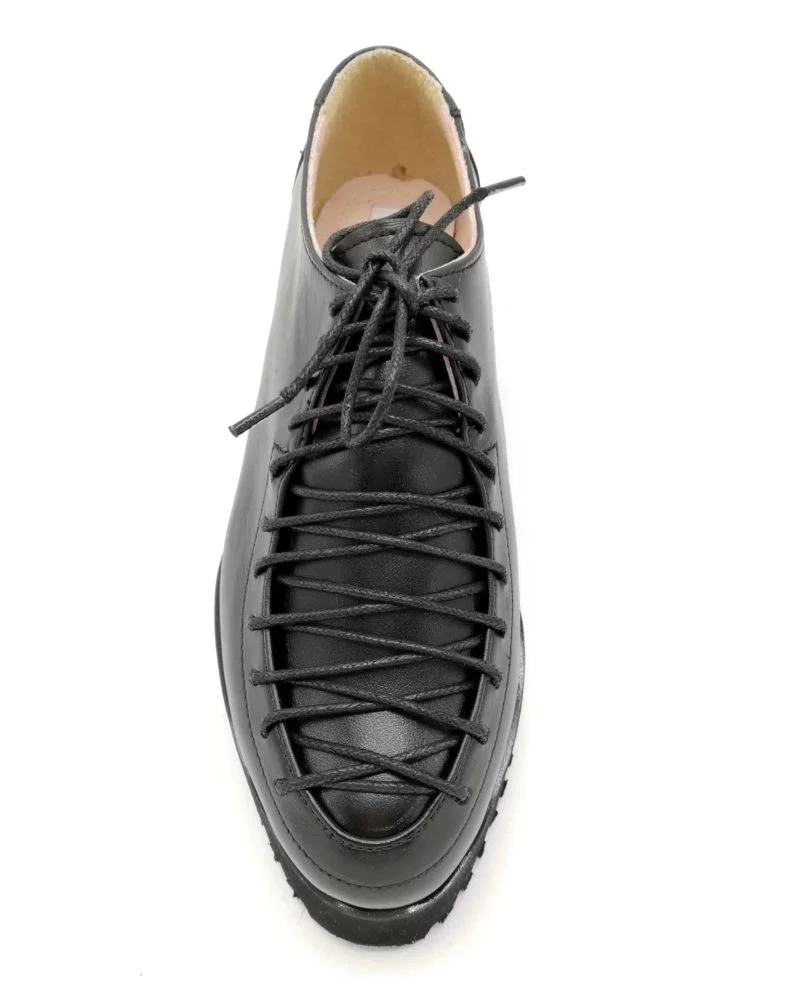 Pantofi negri din piele naturala cu sireturi