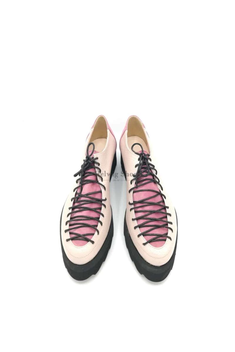Pantofi roz prafuit din piele naturala cu sireturi